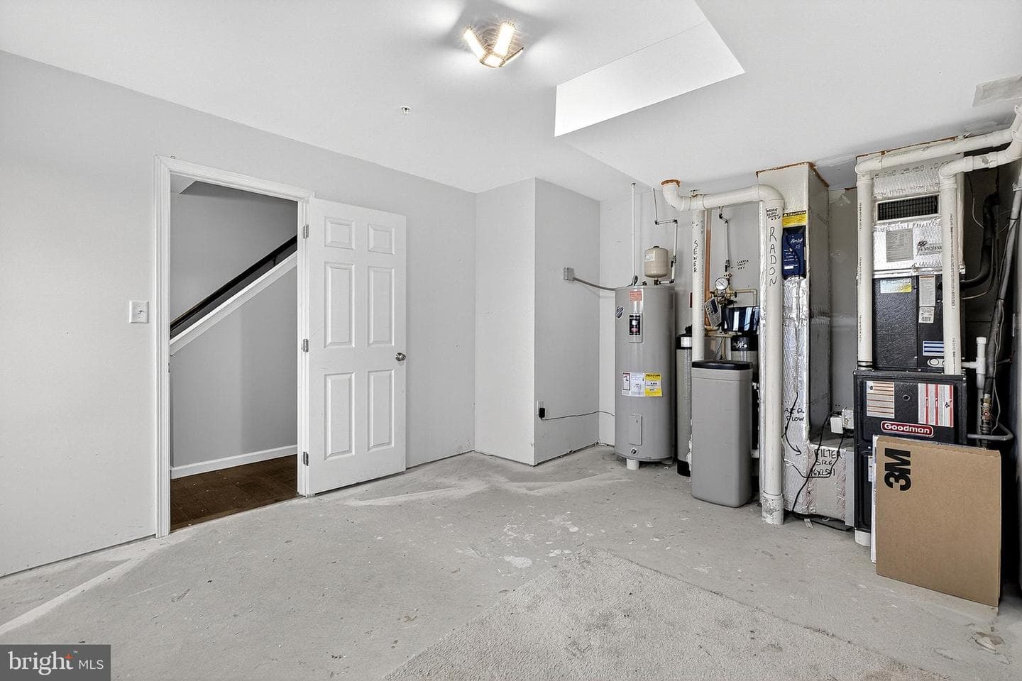 108 N Harner Boulevard photo 21