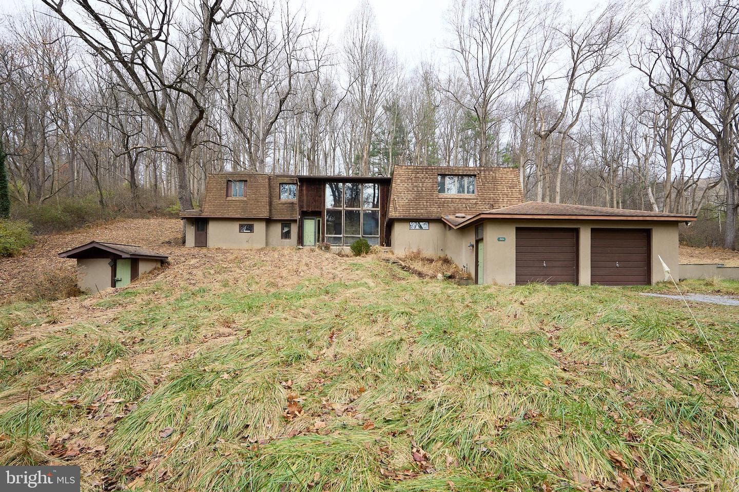 329 Laurel Woods Road photo 2