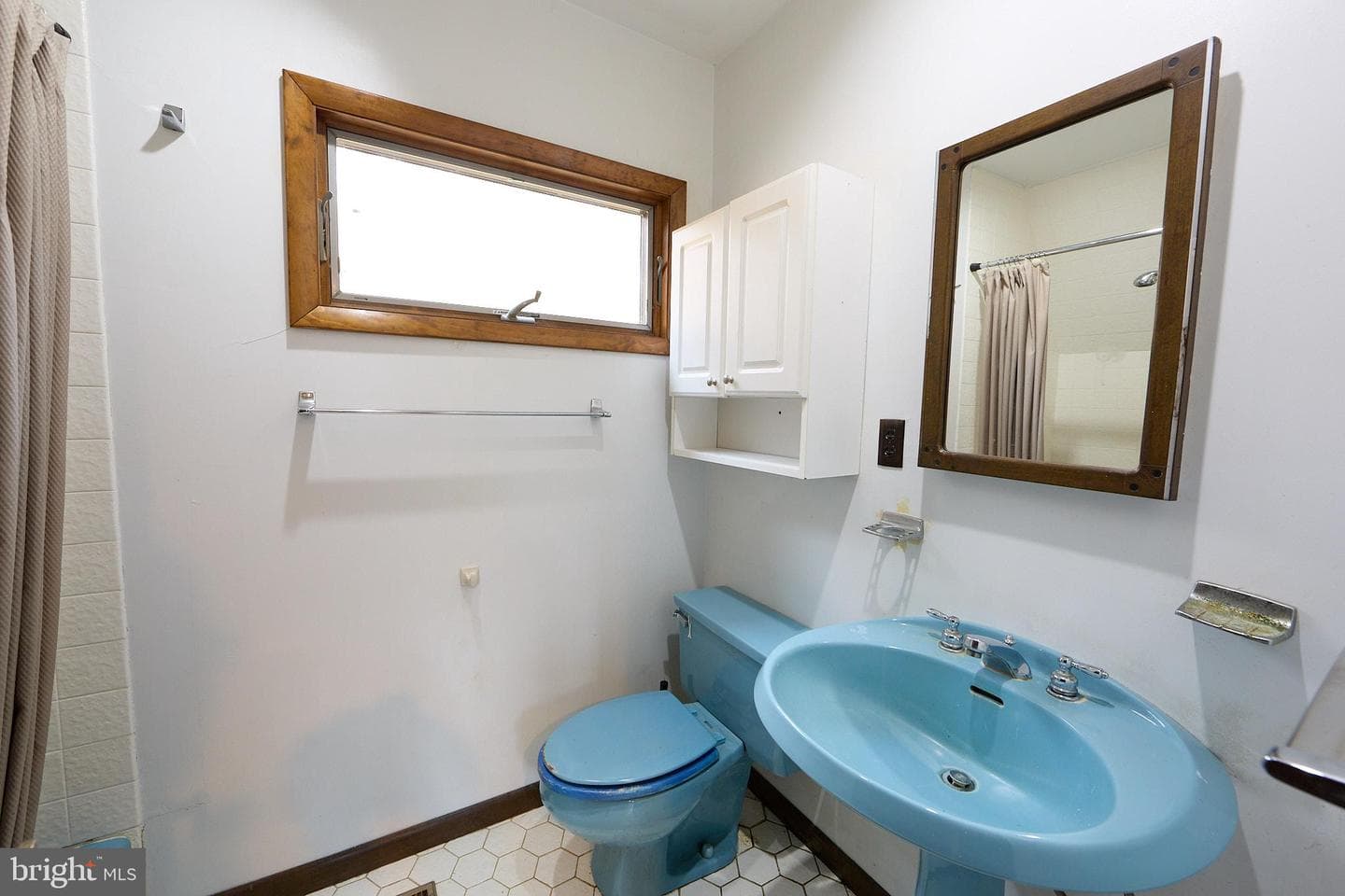 329 Laurel Woods Road photo 22