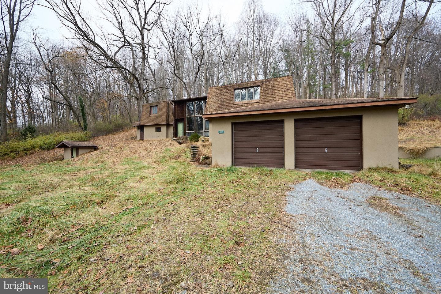 329 Laurel Woods Road photo 3
