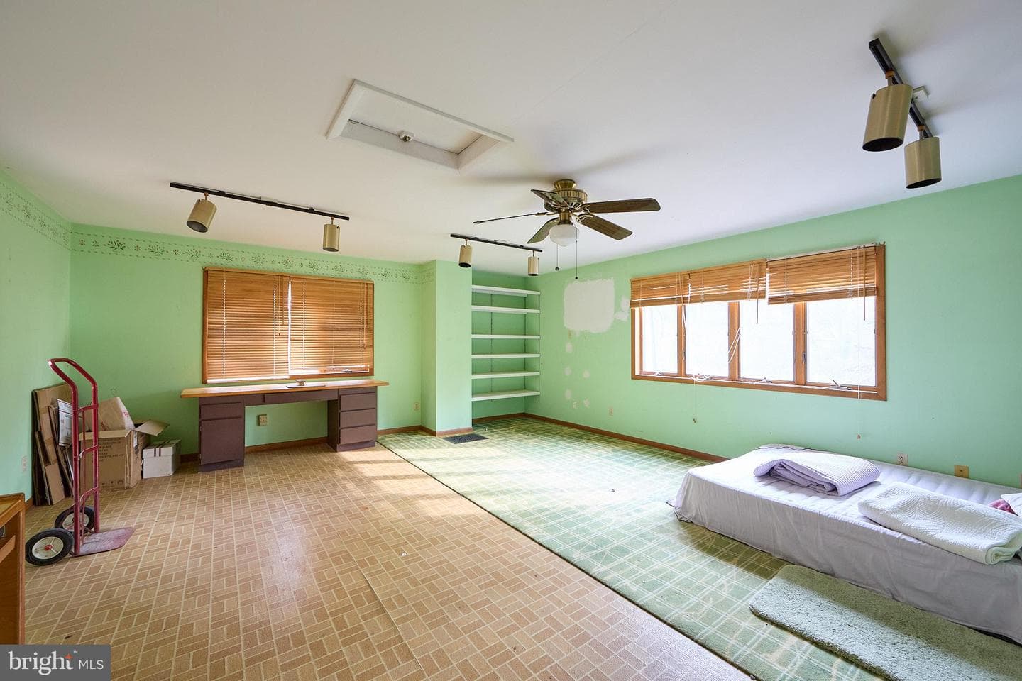 329 Laurel Woods Road photo 31