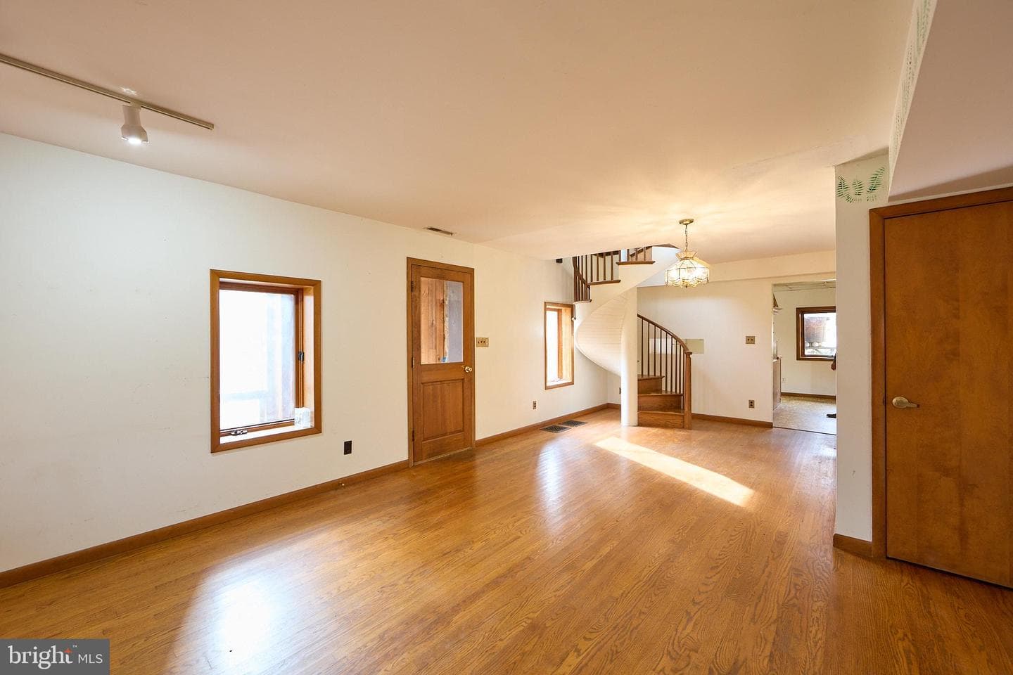 329 Laurel Woods Road photo 8
