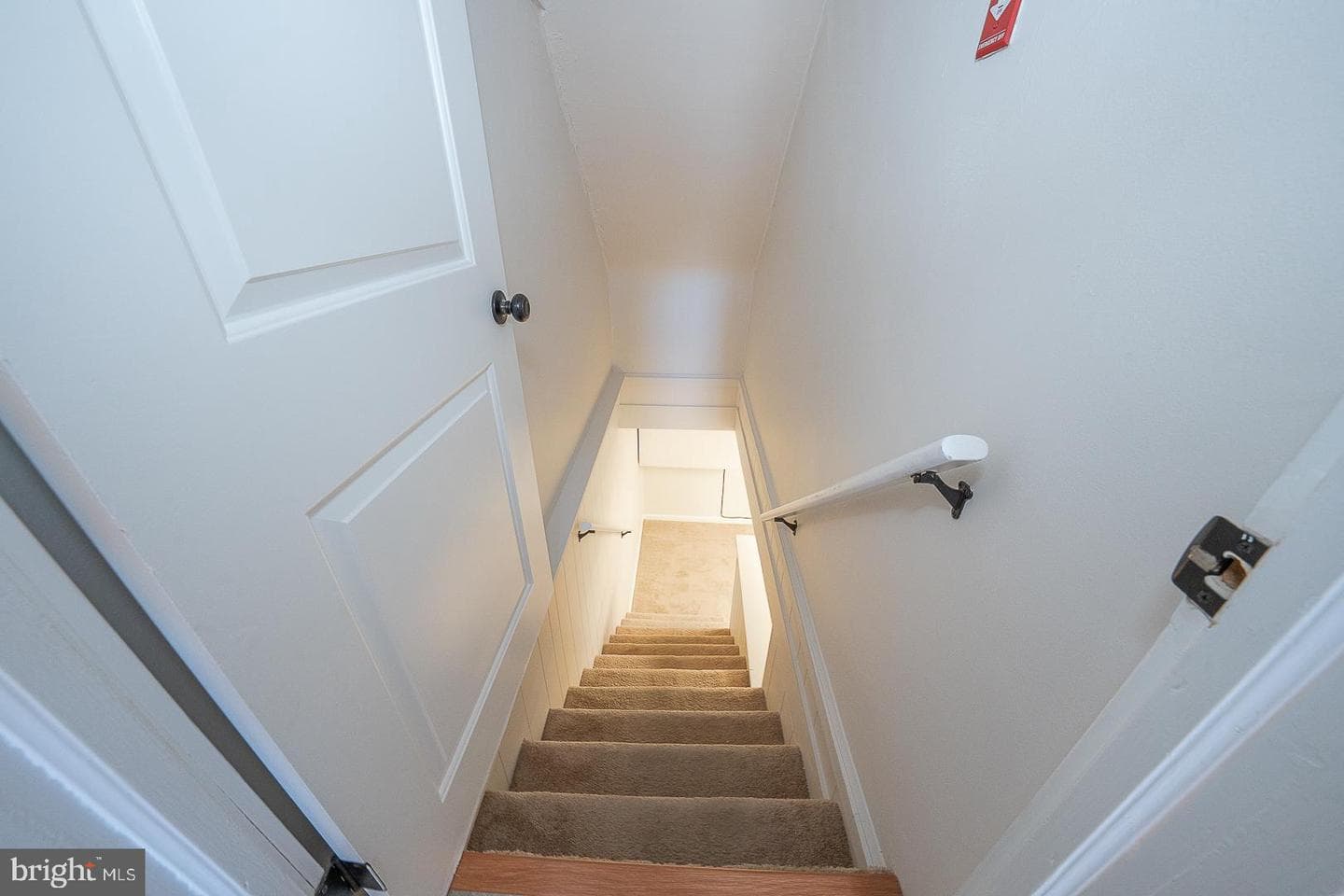 339 William Street photo 32
