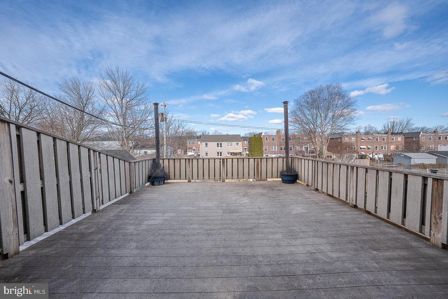 339 William Street photo 49