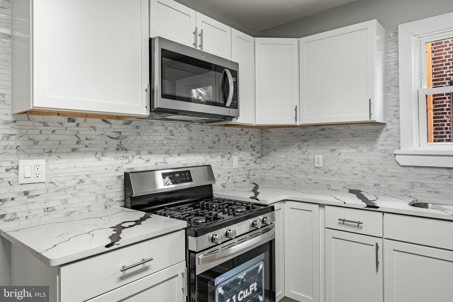 43 S 5th Avenue photo 13