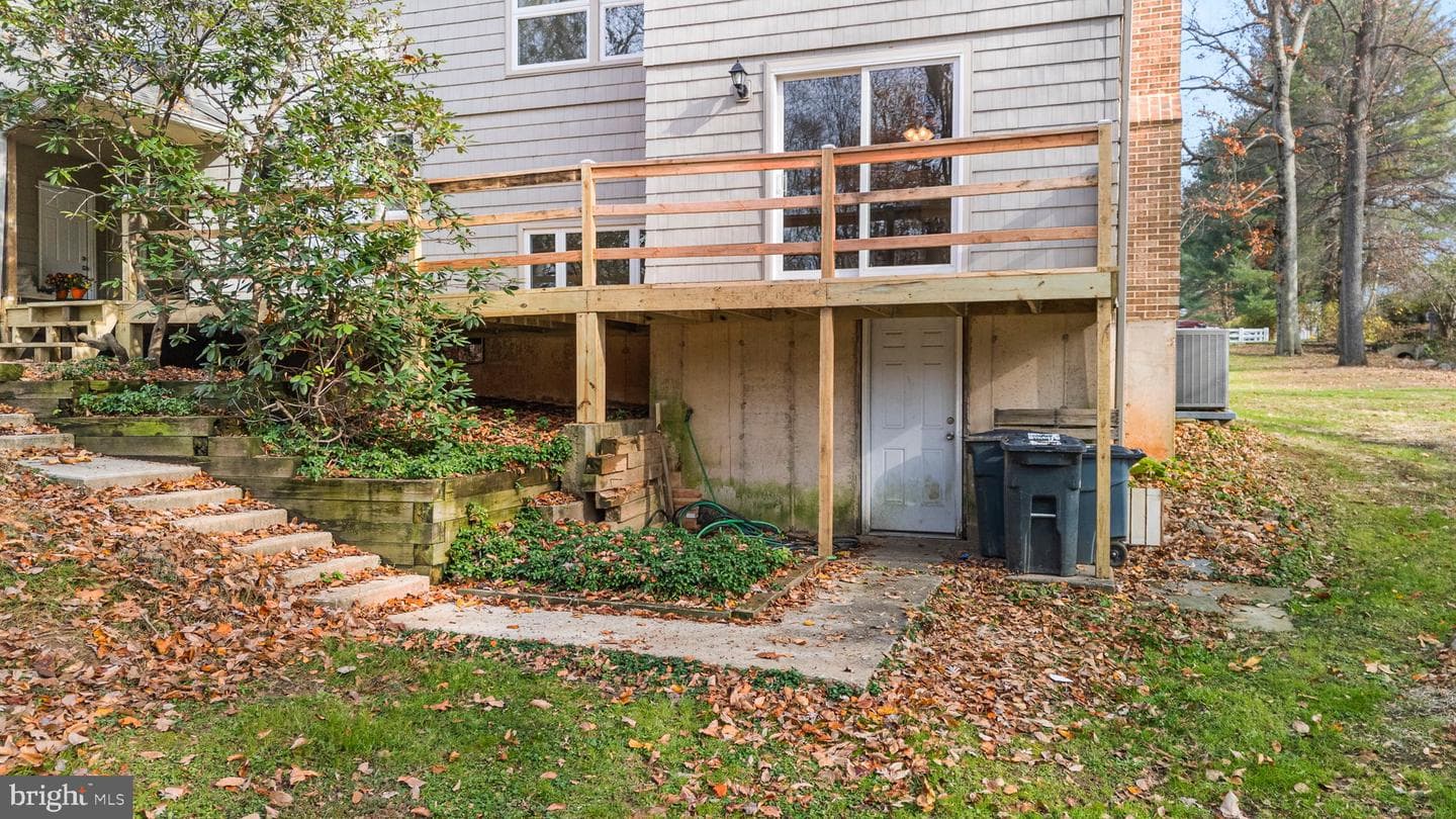 108 Reynard Drive photo 35