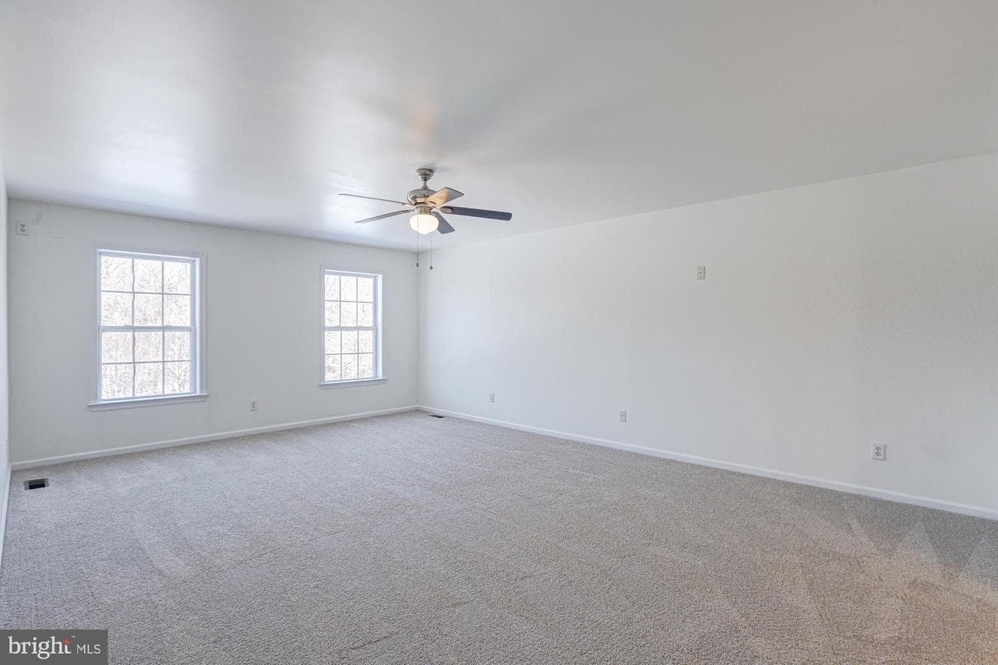 125 Cromwell Drive photo 27
