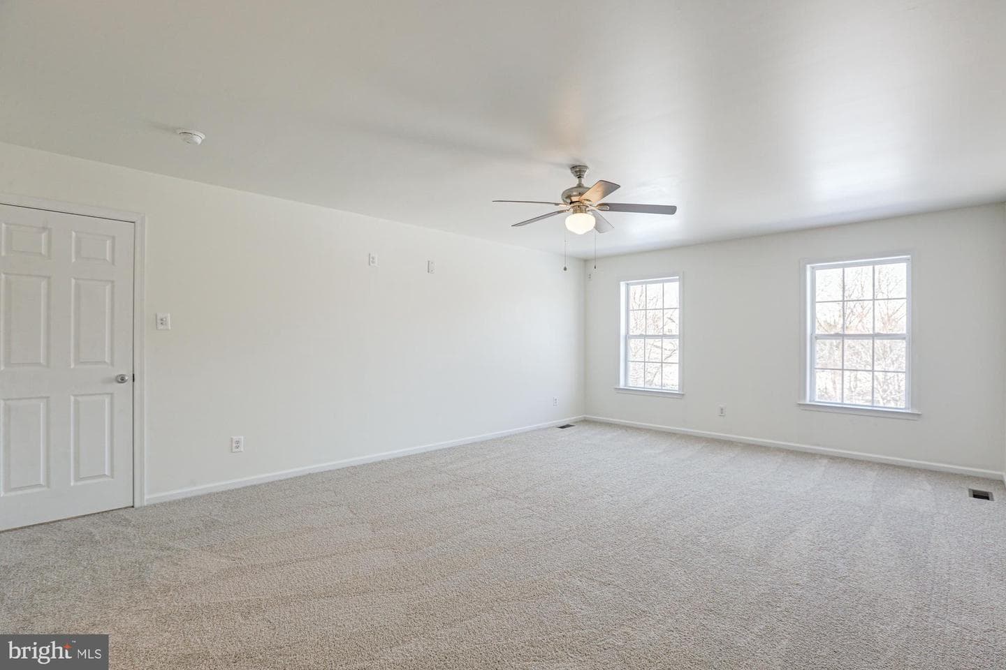 125 Cromwell Drive photo 29