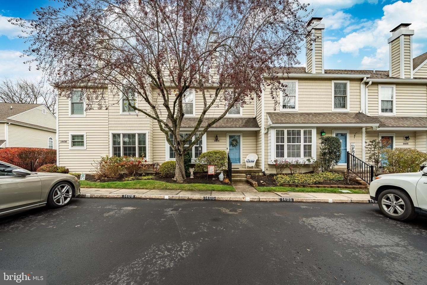 1406 Harbour Ridge Lane photo 2
