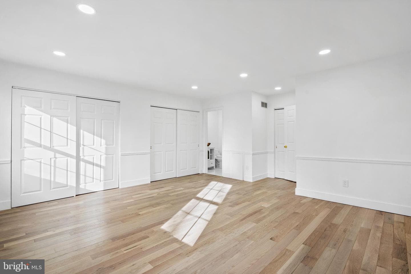 1007 Stoneham Drive #1007b photo 11