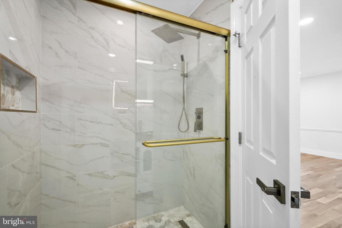 1007 Stoneham Drive #1007b photo 13