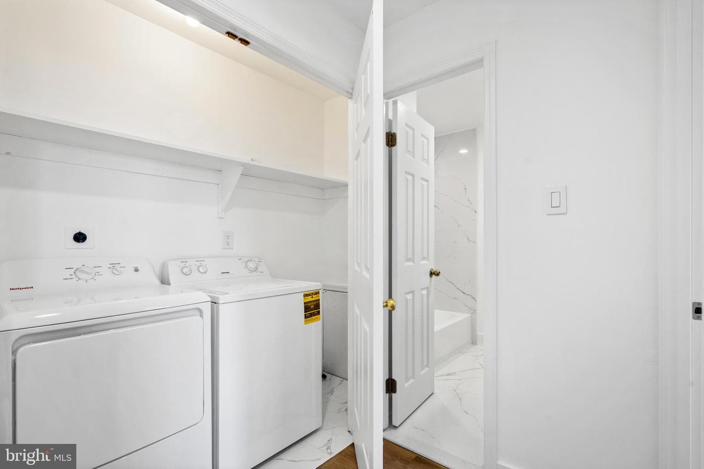 1007 Stoneham Drive #1007b photo 14