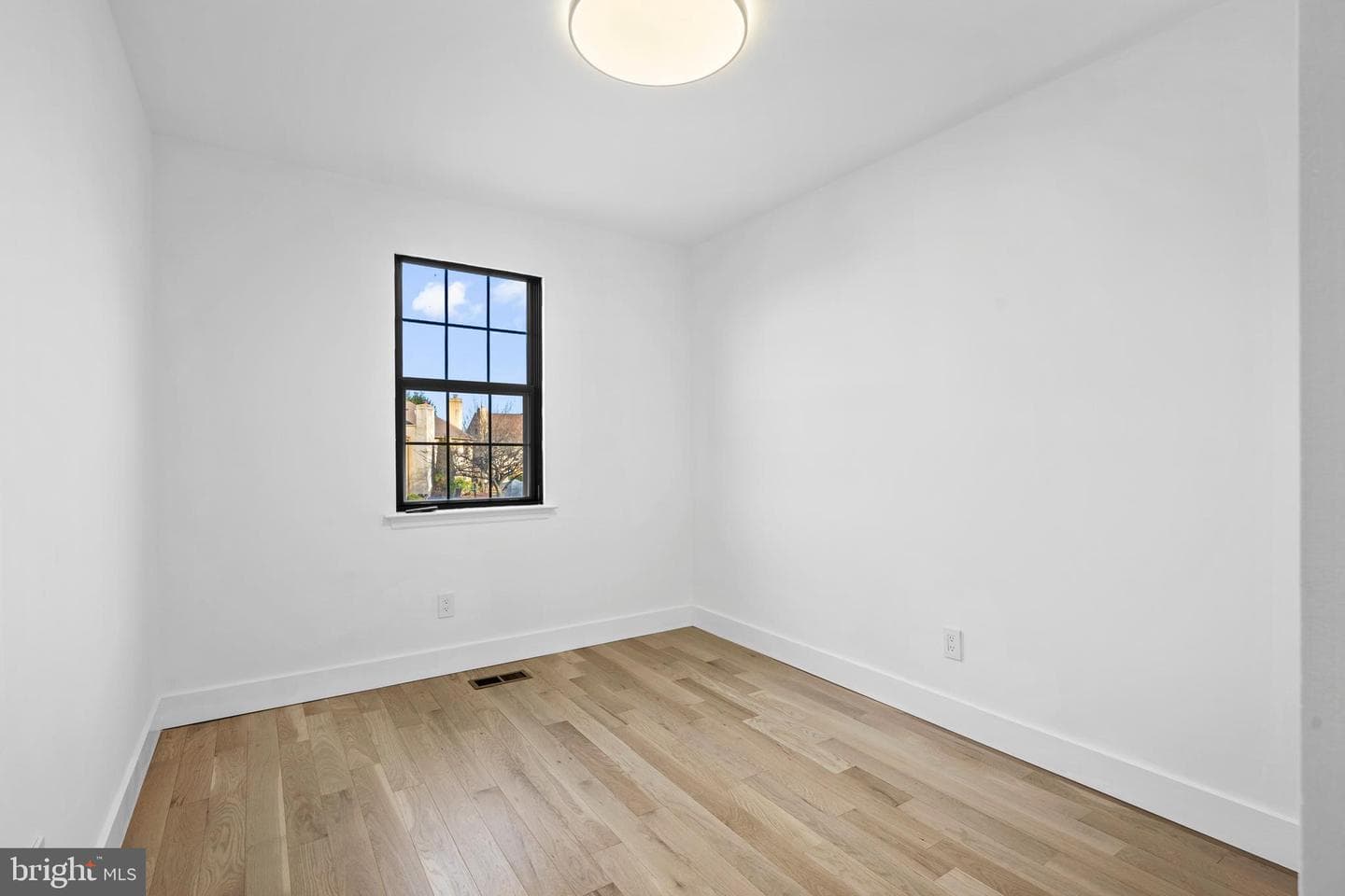 1007 Stoneham Drive #1007b photo 15