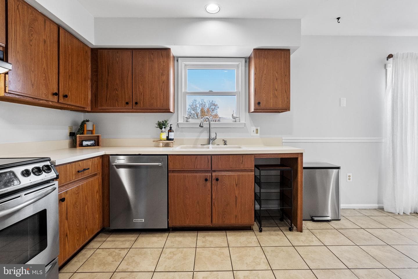 19 Evergreen Lane photo 12