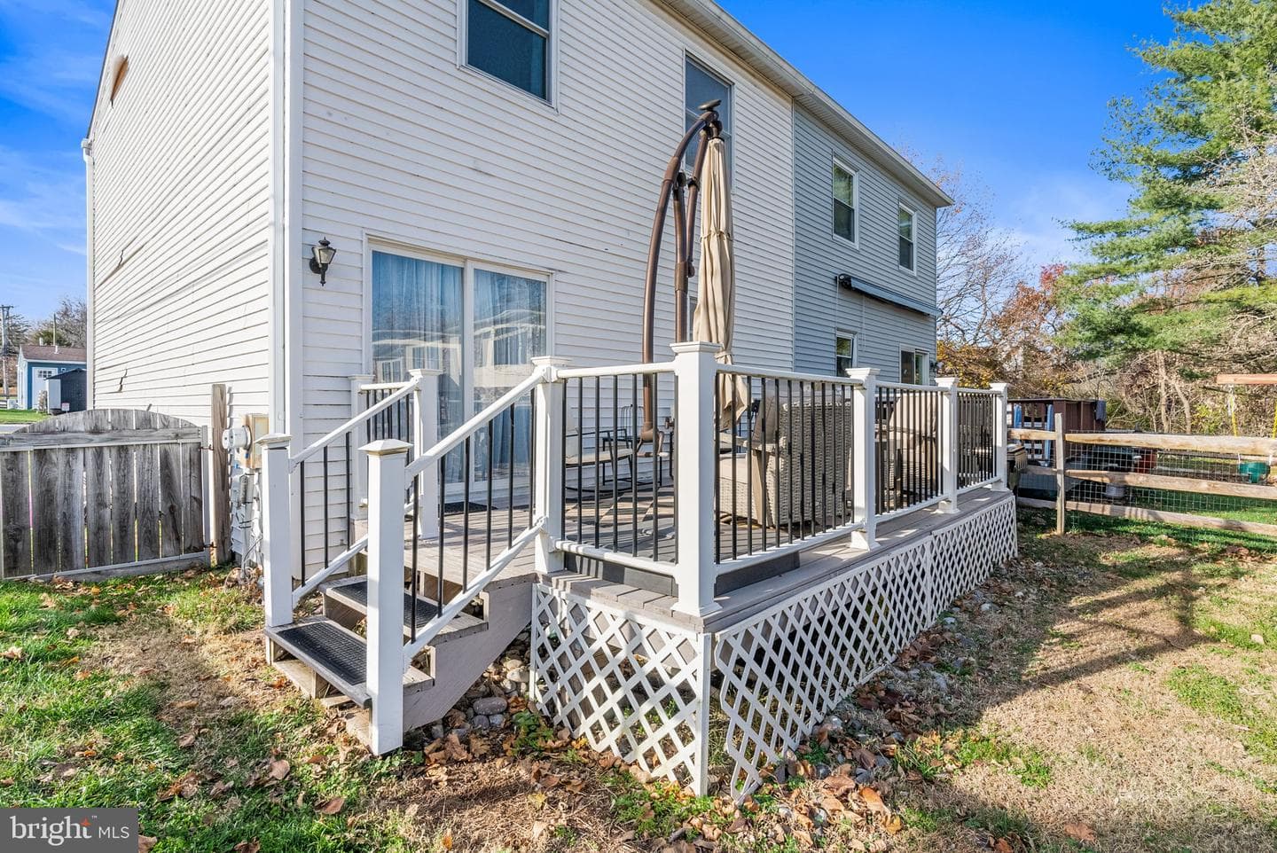 19 Evergreen Lane photo 15