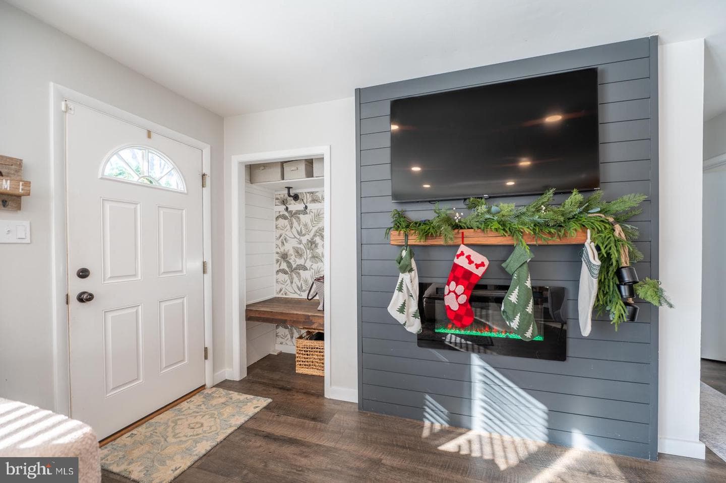 519 W Anderson Avenue photo 3