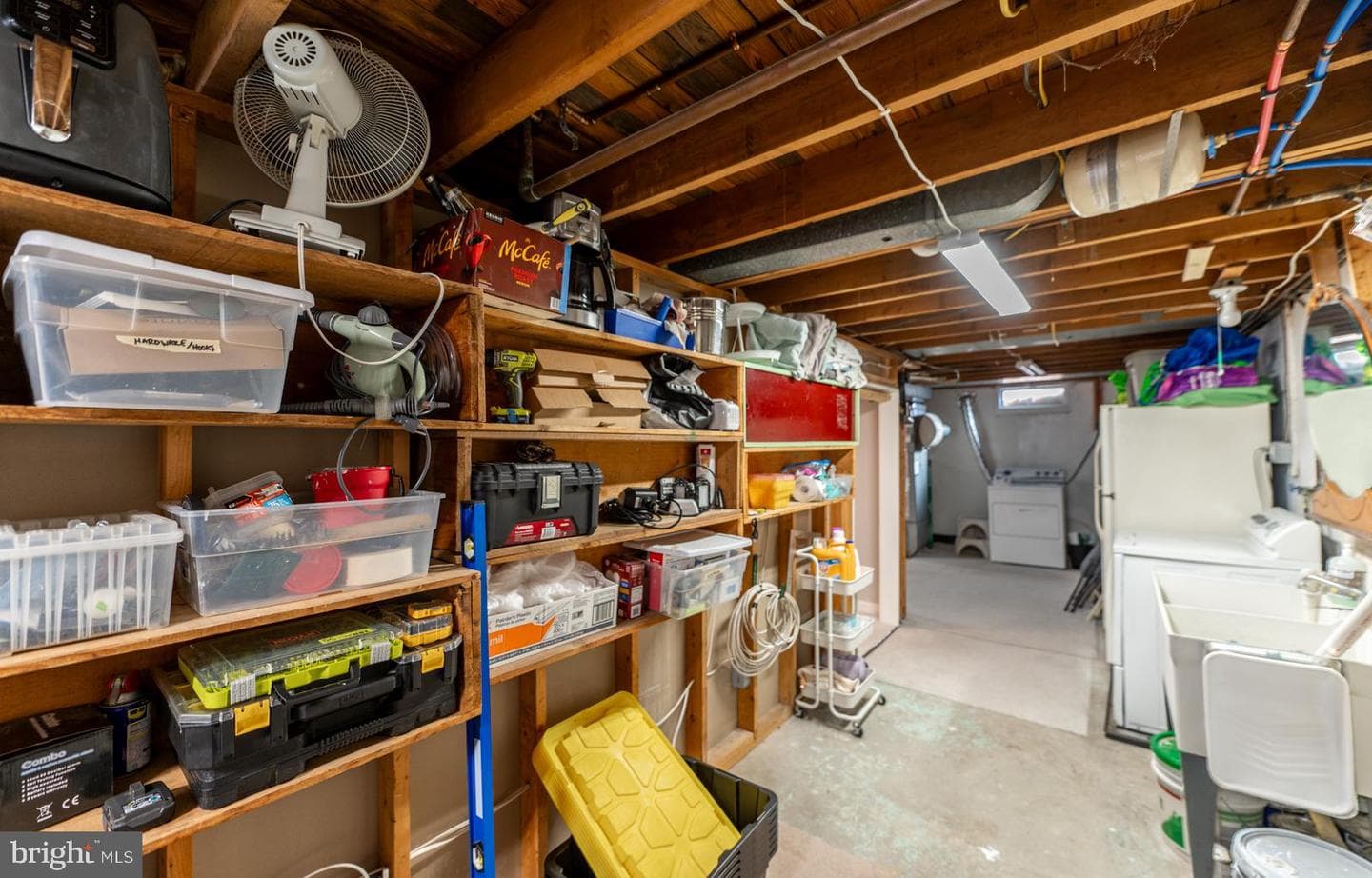 519 W Anderson Avenue photo 37