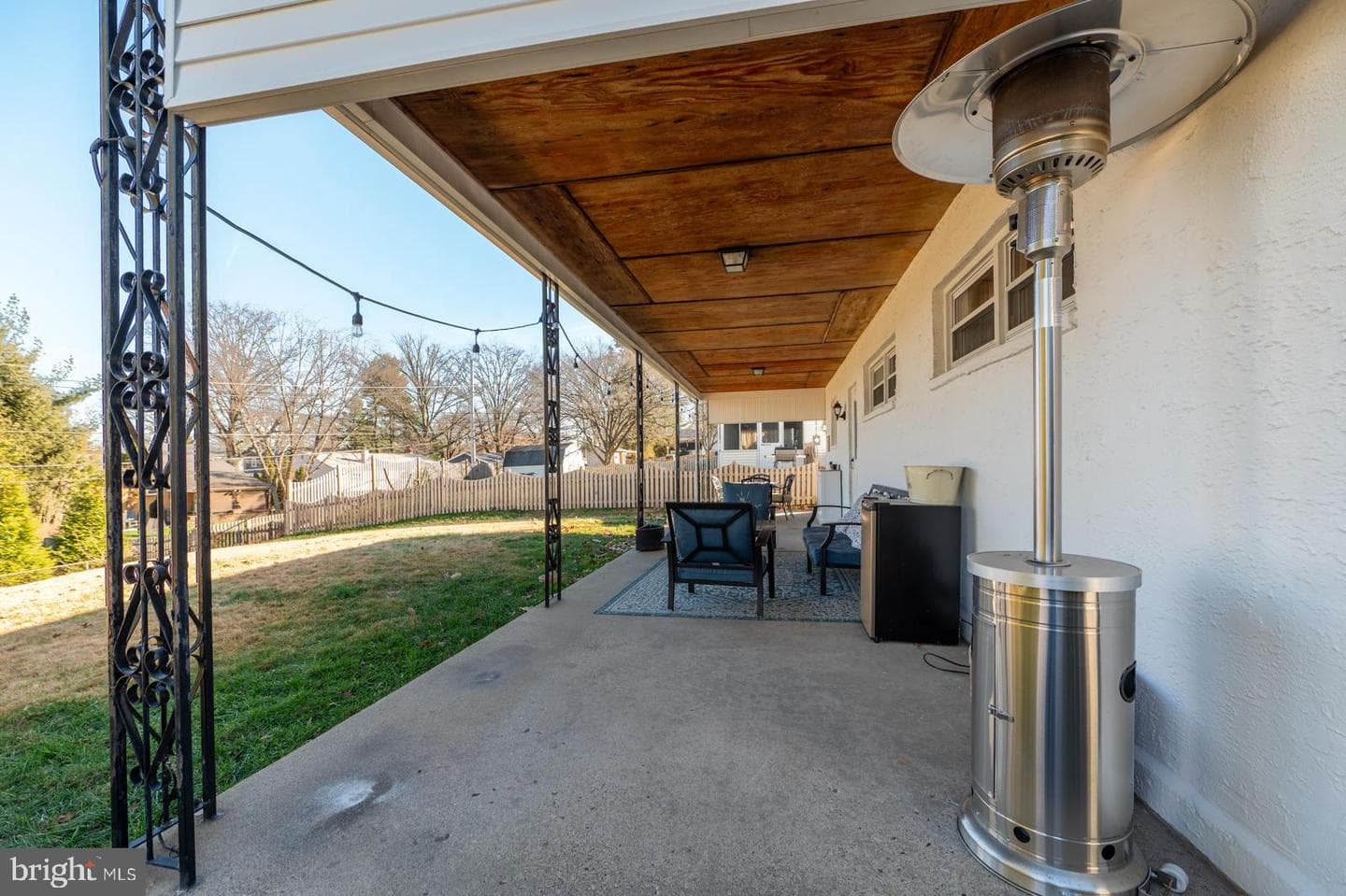 519 W Anderson Avenue photo 40