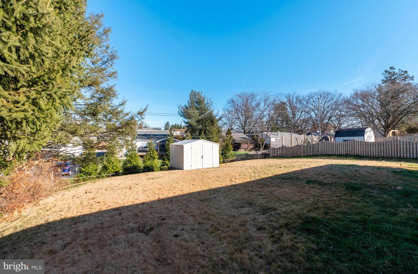 519 W Anderson Avenue photo 43