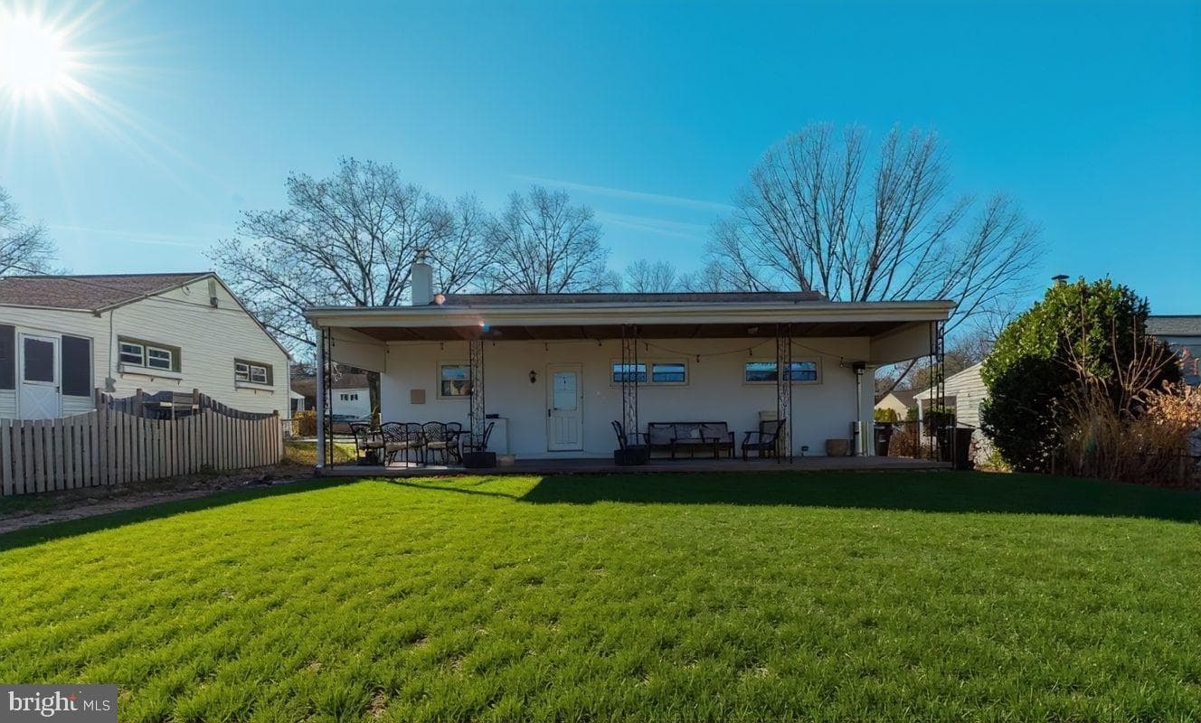 519 W Anderson Avenue photo 44