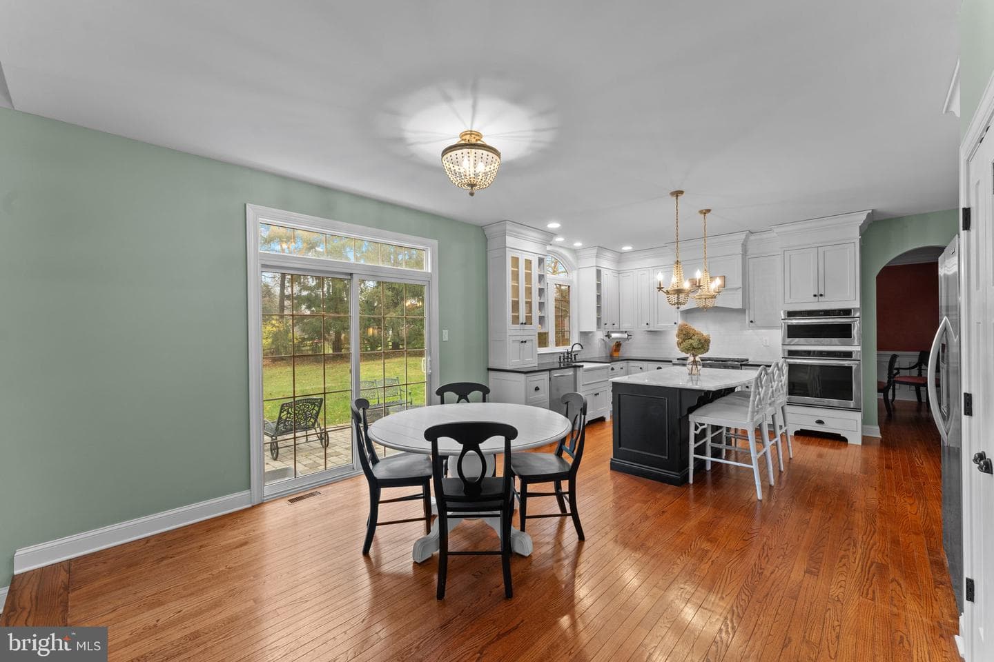 1054 W King Road photo 15