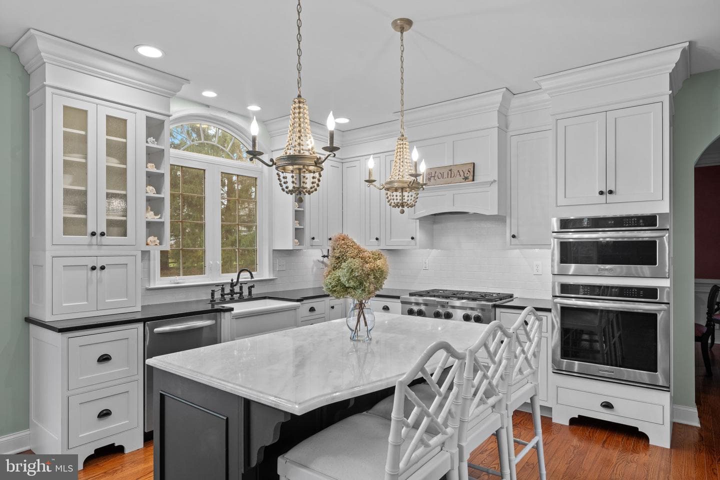 1054 W King Road photo 17