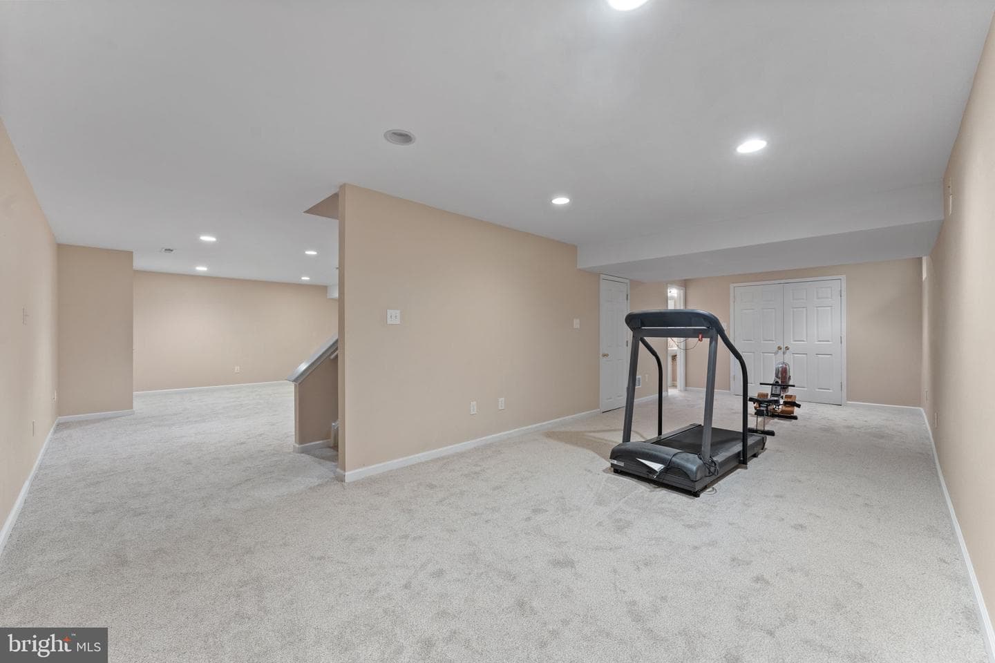 1054 W King Road photo 32