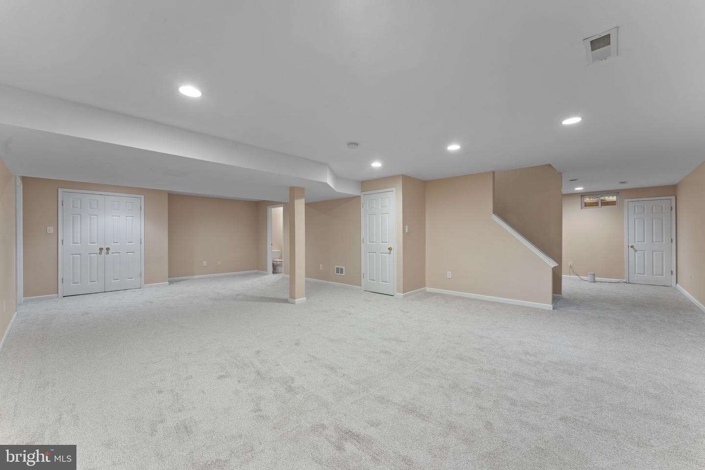 1054 W King Road photo 33