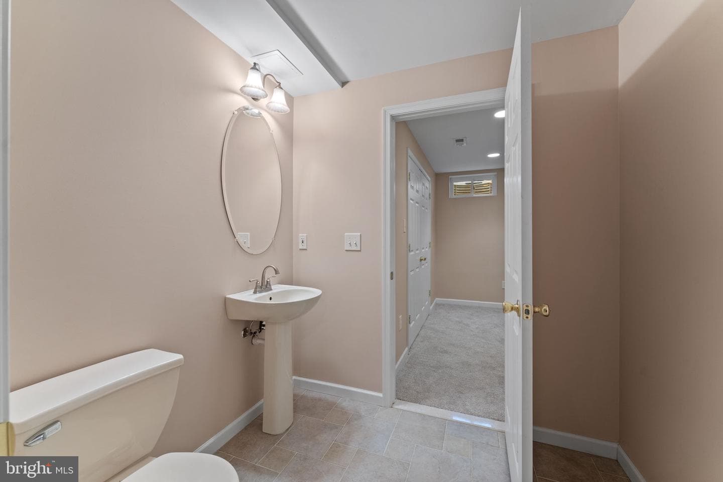 1054 W King Road photo 34
