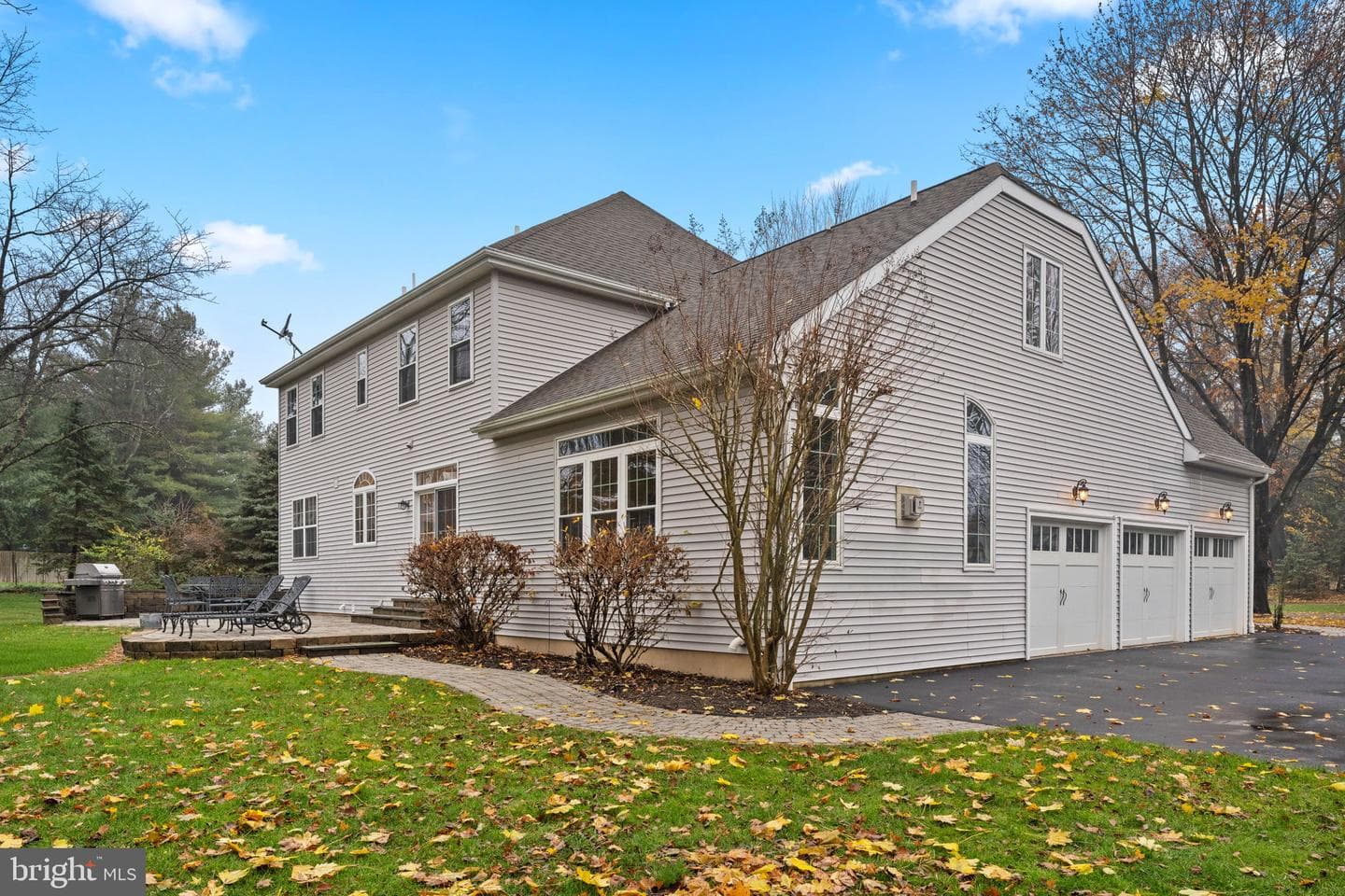 1054 W King Road photo 36