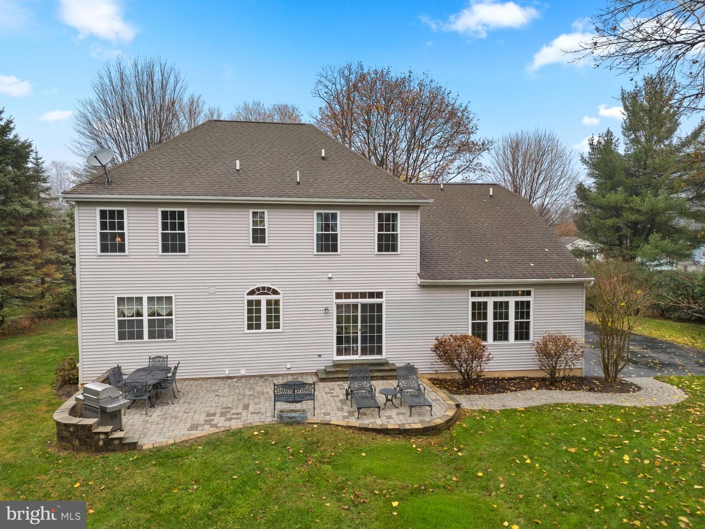 1054 W King Road photo 37