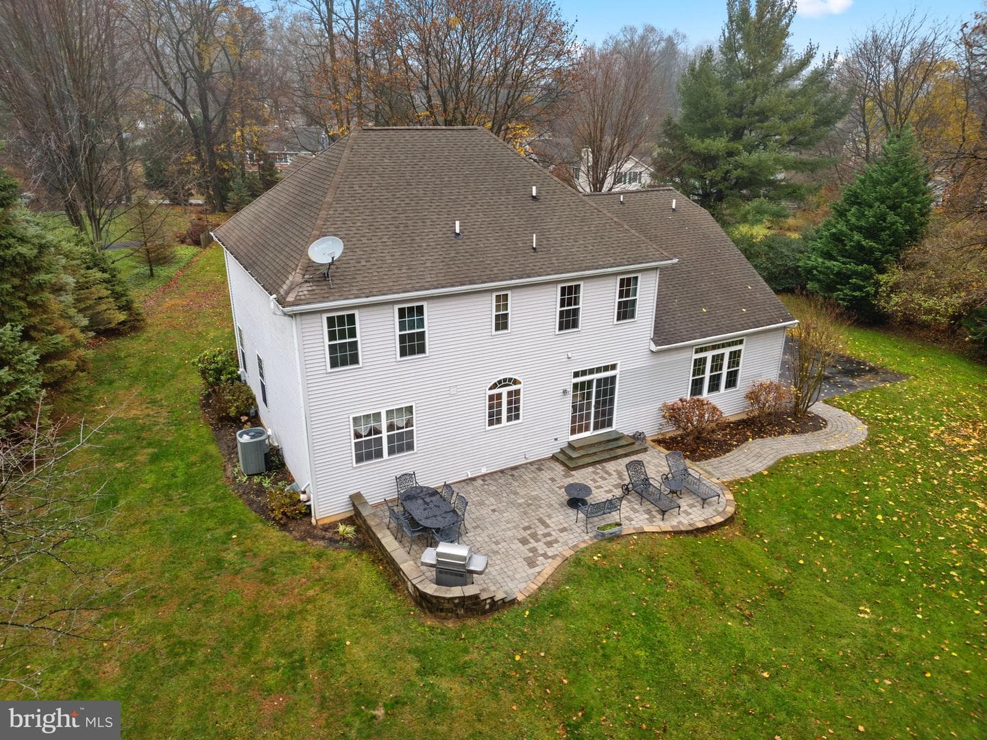 1054 W King Road photo 38