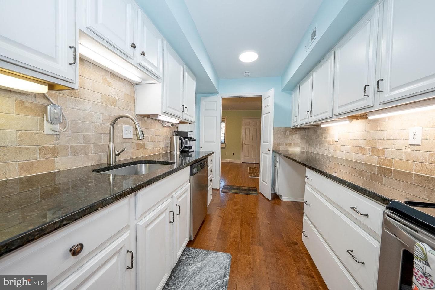 521 Foxwood Lane #521 photo 19