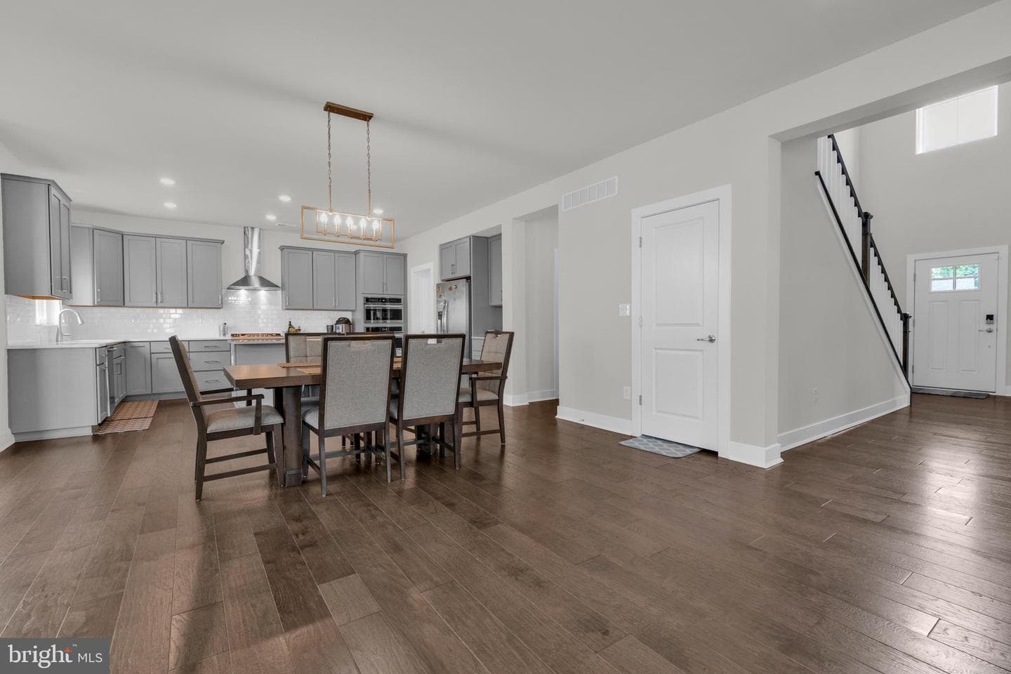 422 Emerald Court photo 20
