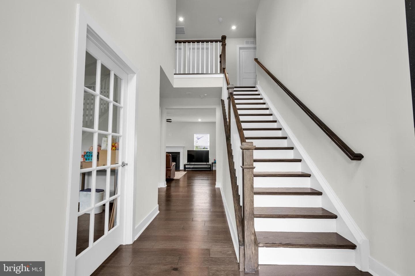422 Emerald Court photo 32