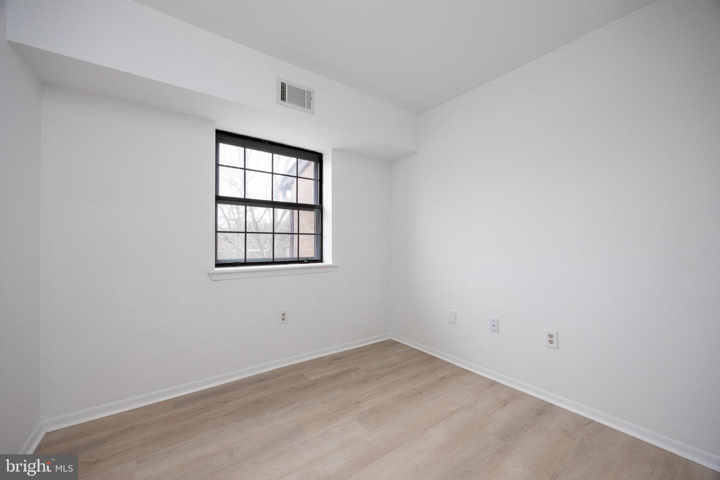 1717 Valley Drive photo 15