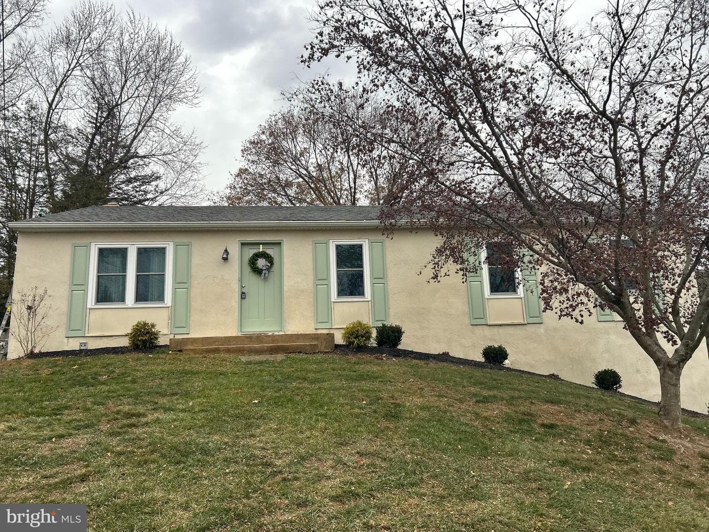 479 Douglas Drive photo 1