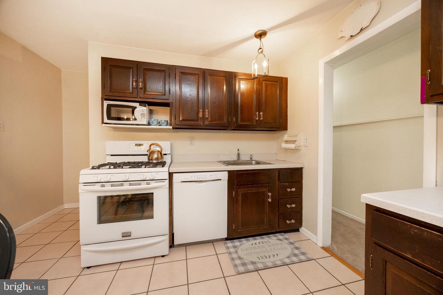 479 Douglas Drive photo 13