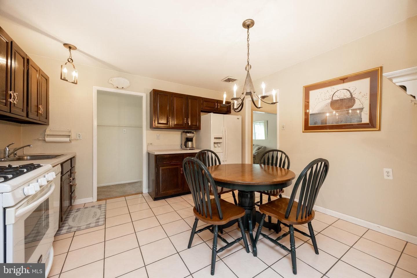 479 Douglas Drive photo 14