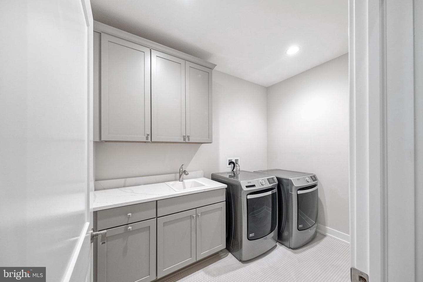 545 Webb Rd -Dd photo 35