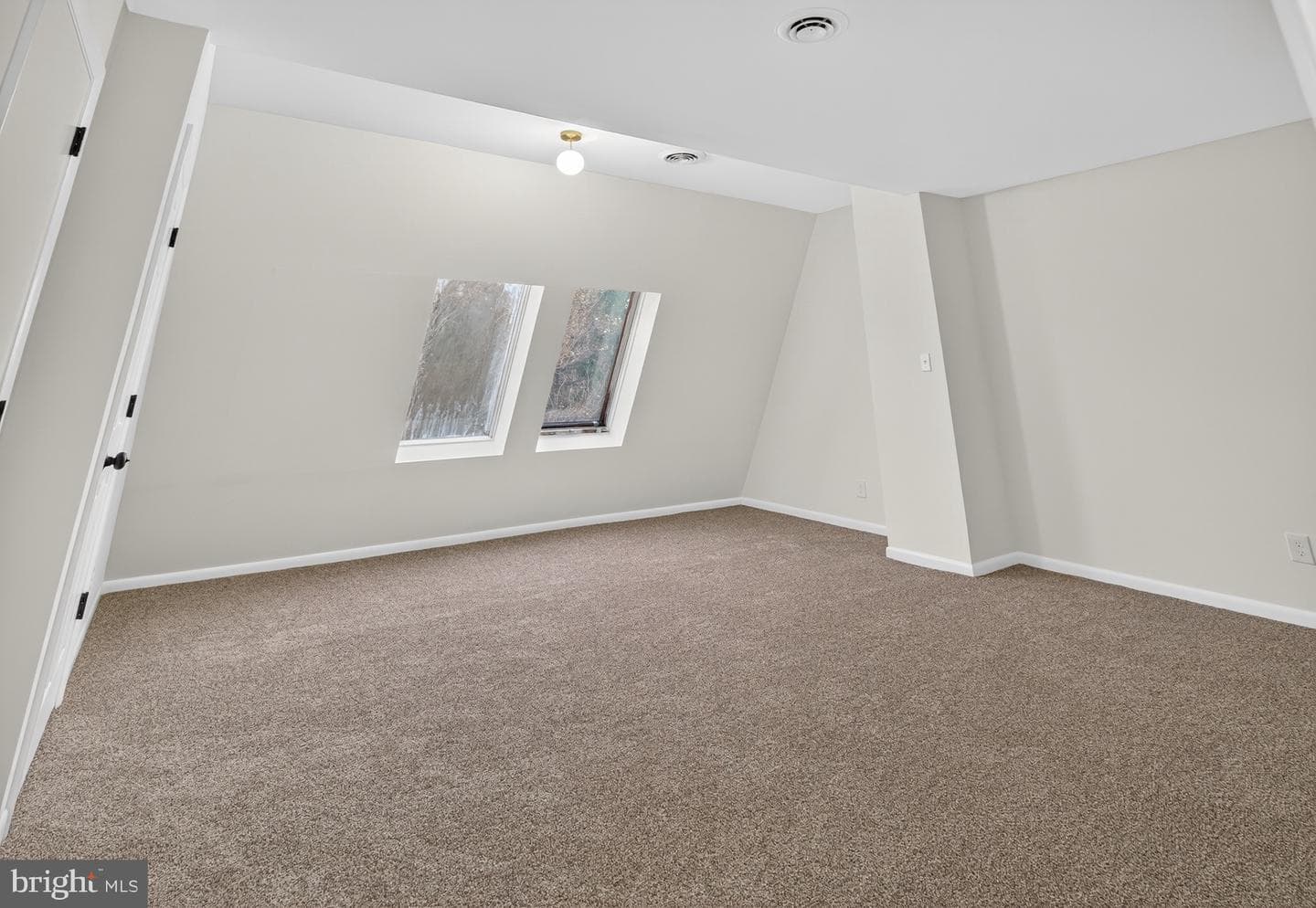 119 Oaks Road photo 33