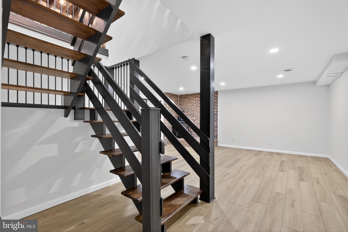 119 Oaks Road photo 38