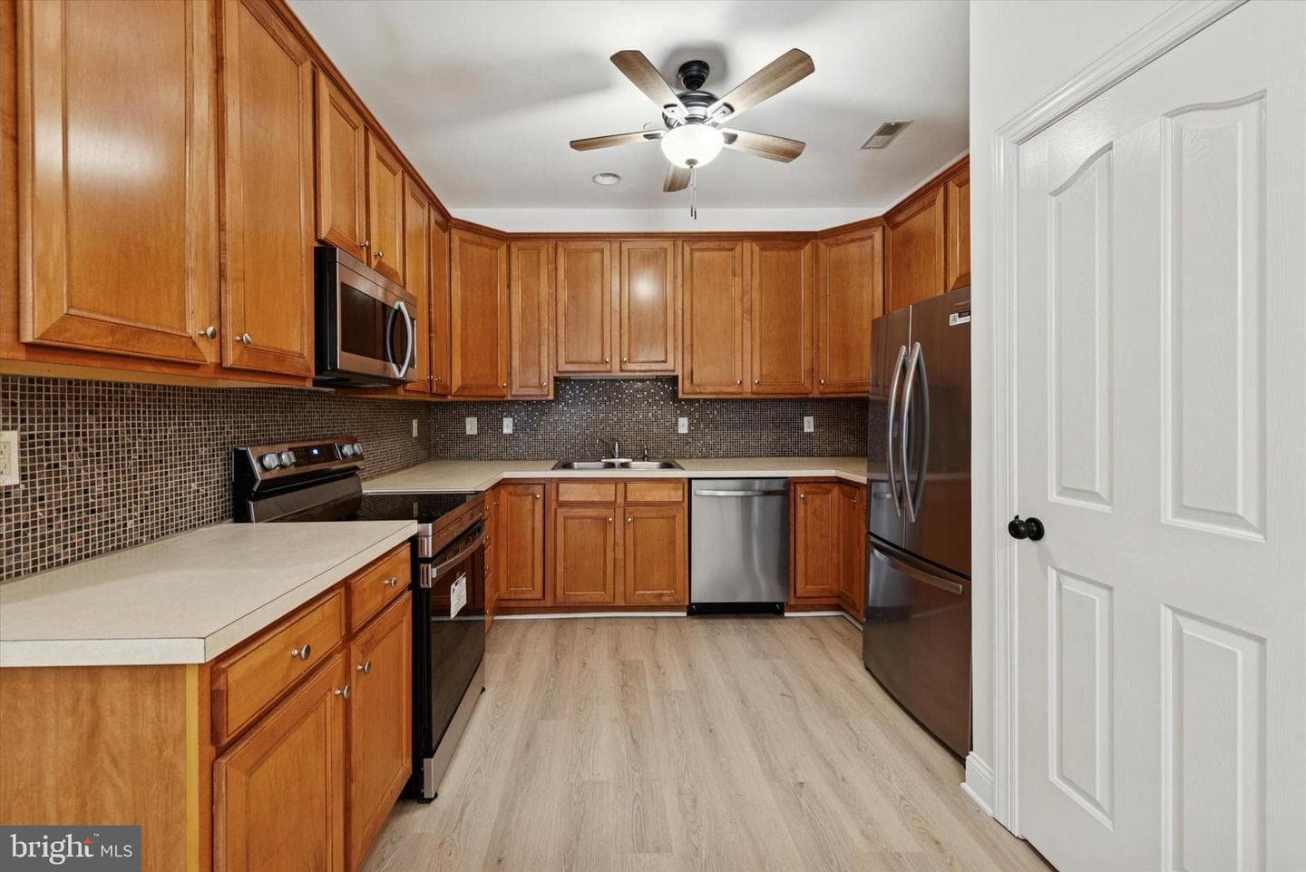 1324 W Chester Pike #107 photo 8