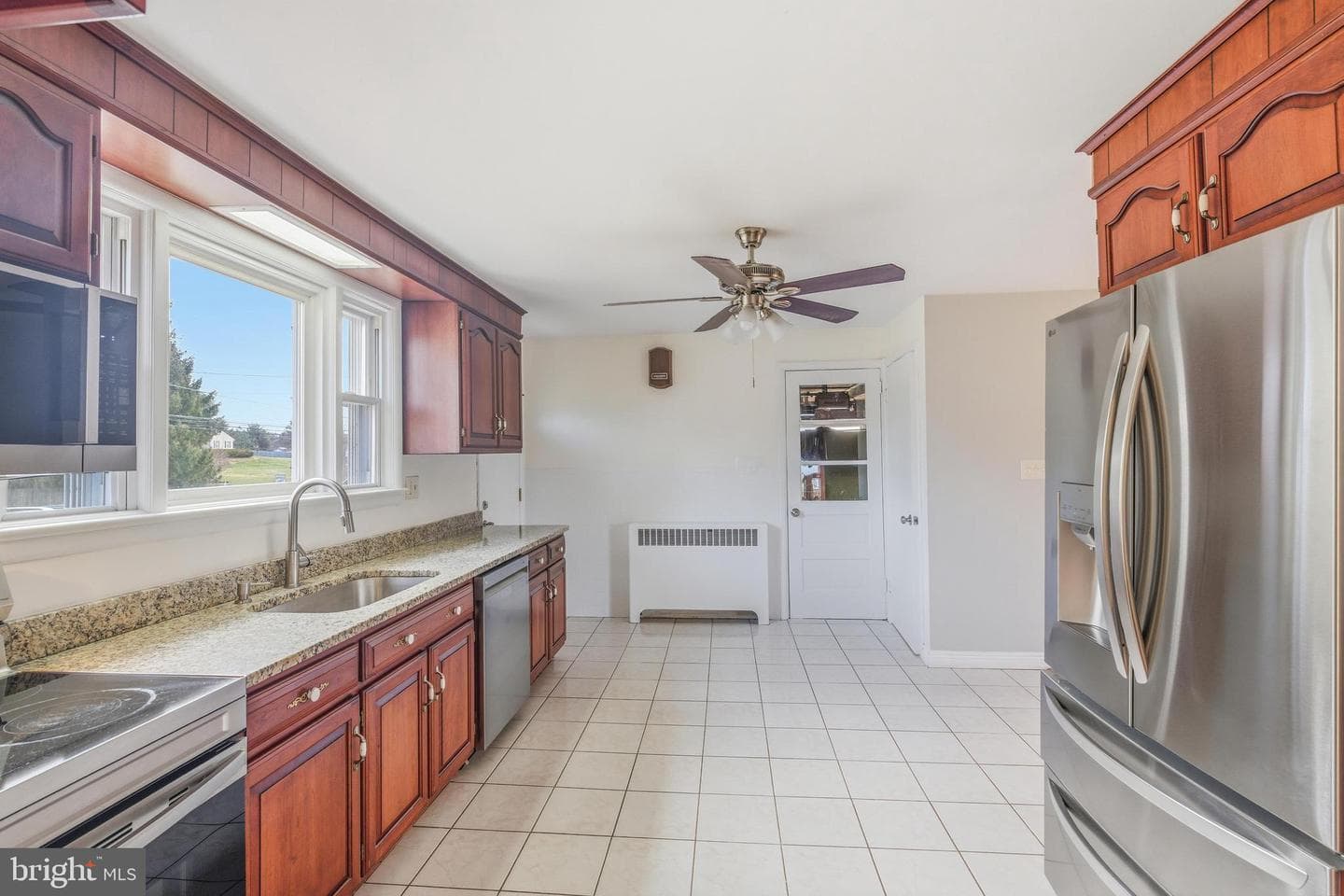 1576 Broadrun Road photo 11