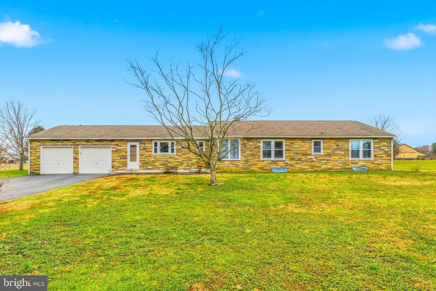 1576 Broadrun Road photo 3