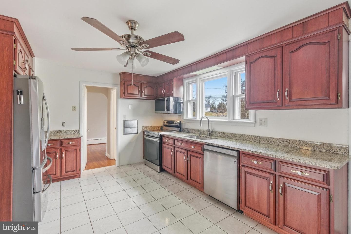 1576 Broadrun Road photo 9