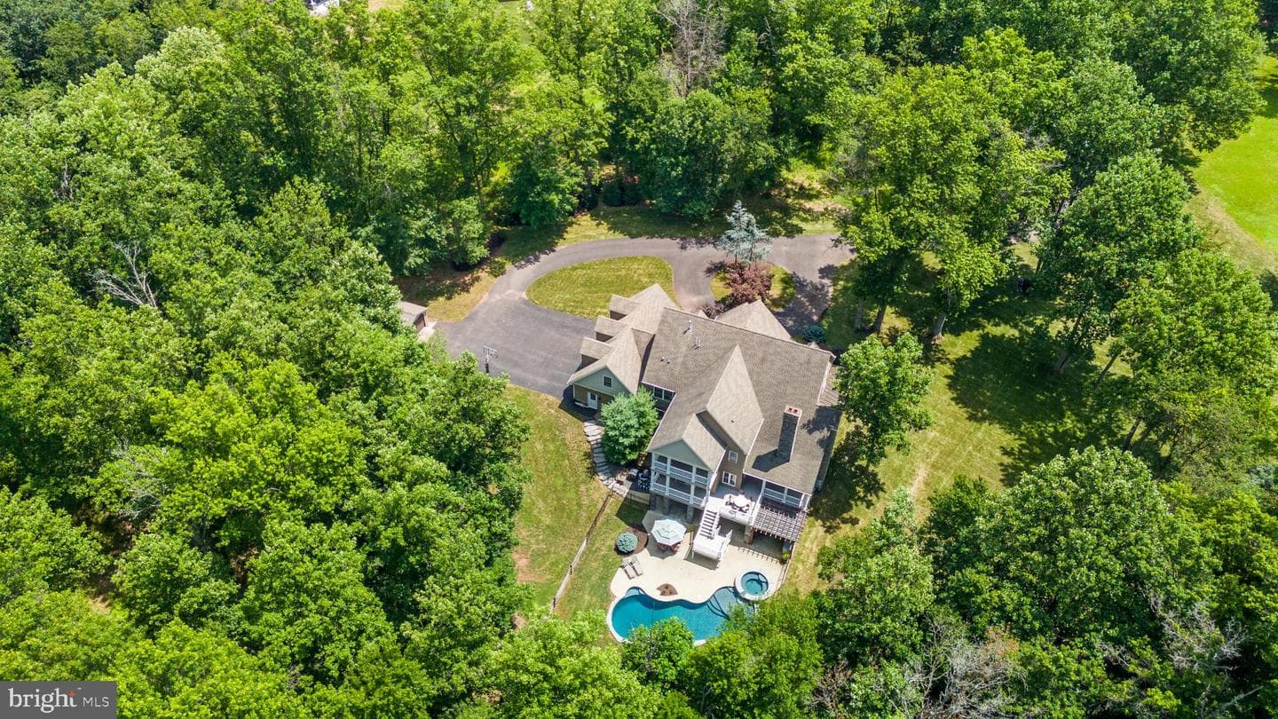 1433 Shaner Drive photo 86