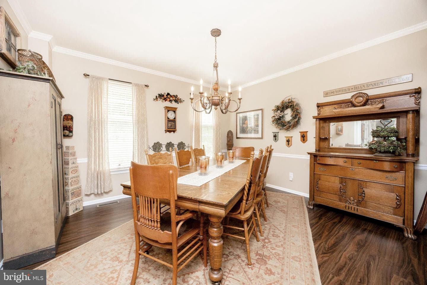 315 Martingale Circle photo 16