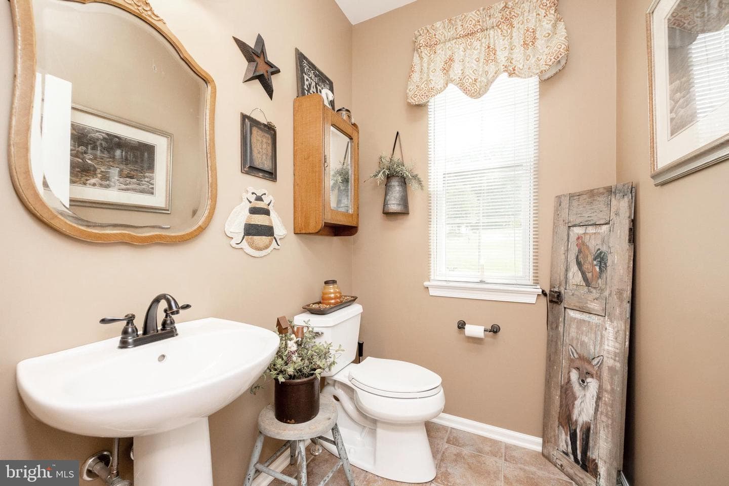 315 Martingale Circle photo 17