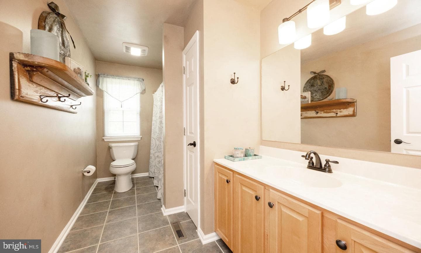 315 Martingale Circle photo 27